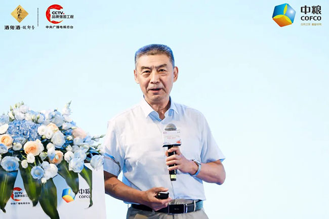 山东社会科学院研究员 王赛时讲话