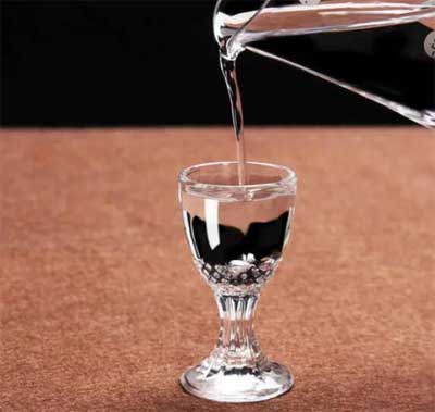 怎样勾兑白酒变柔和好喝，4种方法调配鸡尾酒最新潮