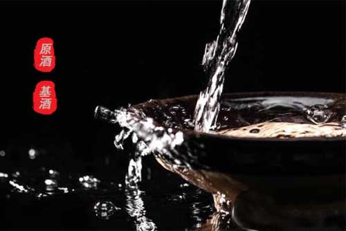 白酒年份酒怎么来的？如何鉴别年份酒？