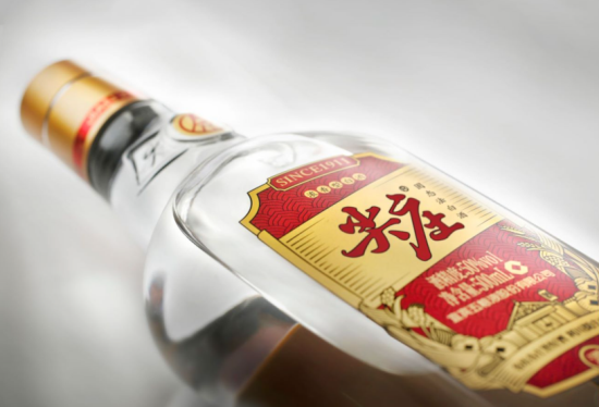 尖庄：坚持纯粮固态发酵，陪伴国人百年，真正的国民级白酒品牌